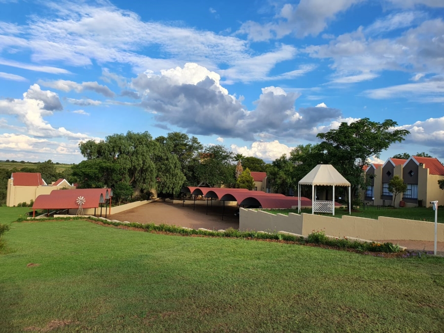 Commercial Property for Sale in Lindequesdrif North West